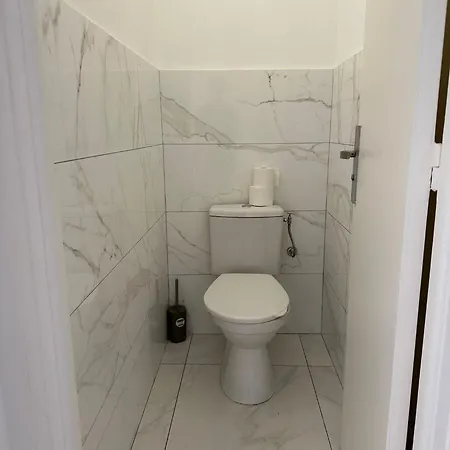 2 Bedroom Ocean View * ניס